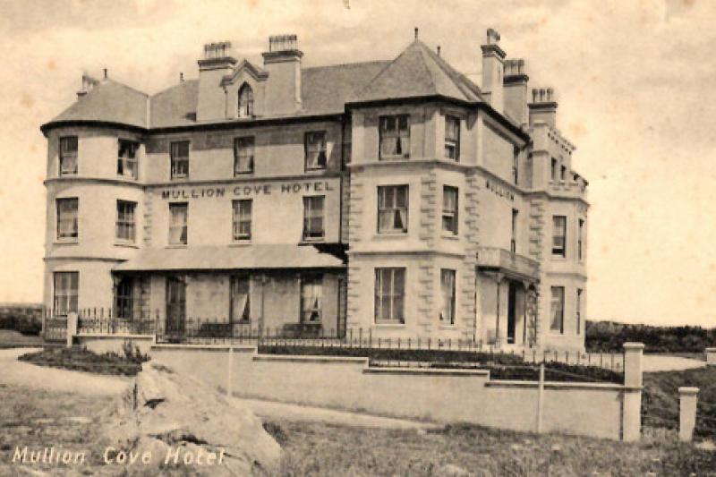A brief History of Mullion Cove Hotel.. Part one 