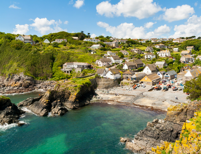 10 Beautiful Coves to visit in Cornwall: The Best UK Coastline