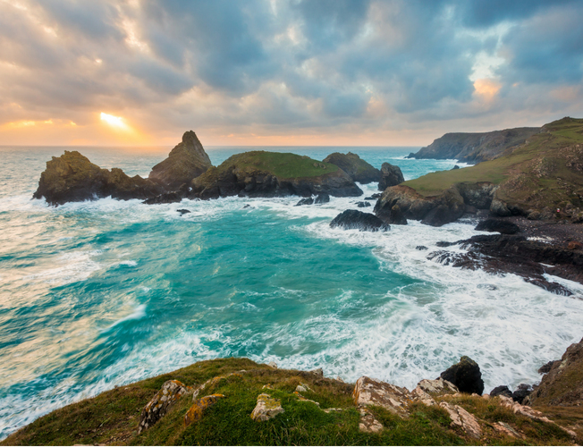 10 Beautiful Coves to visit in Cornwall: The Best UK Coastline